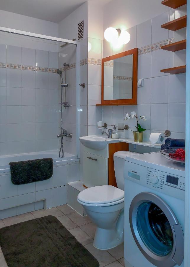Apartamenty Lagiewniki Cracovia Esterno foto